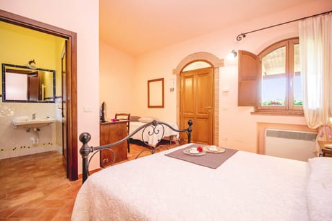 Quadruple Room, Vineyard View | Minibar, desk, blackout drapes, free WiFi