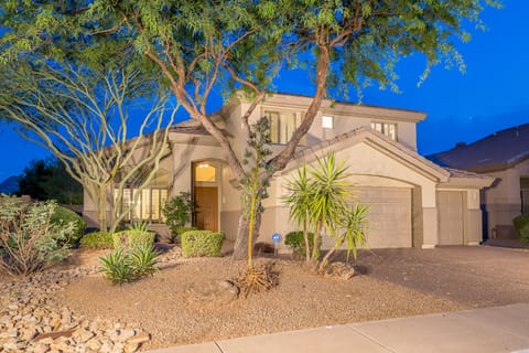 House, 5 Bedrooms | Exterior