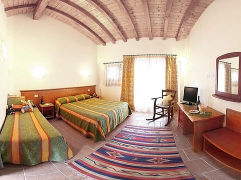 1 bedroom, minibar, in-room safe, desk