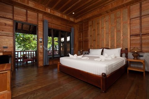 Family Room, Beachfront, 2 bedrooms (Free pick up and dop off at Mae Haad Pier) | Free WiFi, bed sheets