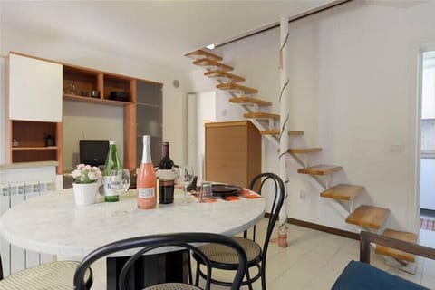 Duplex, 1 Bedroom | Living area