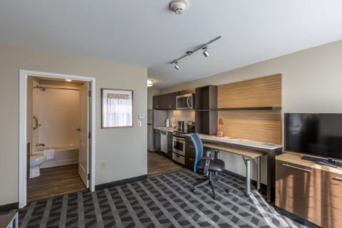 Iron/ironing board, free cribs/infant beds, rollaway beds, free WiFi