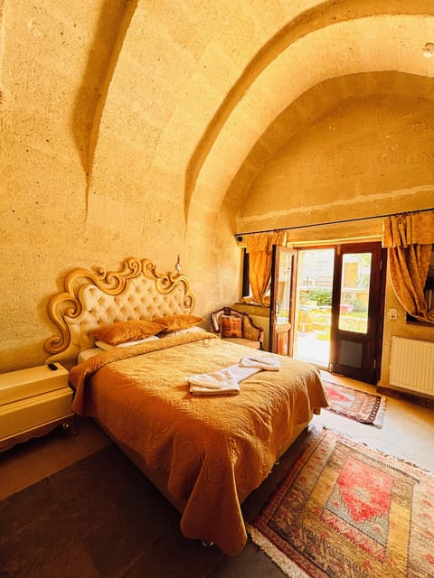 Premium bedding, Select Comfort beds, individually furnished, free WiFi