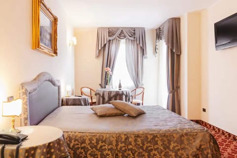 Suite | Individually furnished, cribs/infant beds, free WiFi, bed sheets