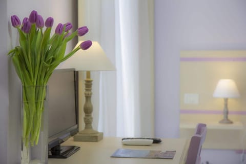 Desk, free cribs/infant beds, free WiFi, bed sheets