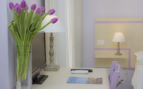 Superior Double or Twin Room | Desk, free cribs/infant beds, free WiFi, bed sheets