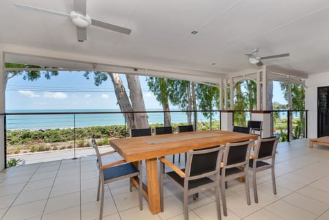 4 Bedroom Beach House | Balcony