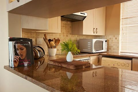 Penthouse, 4 Bedrooms, Non Smoking | Private kitchen | Full-size fridge, microwave, stovetop, coffee/tea maker