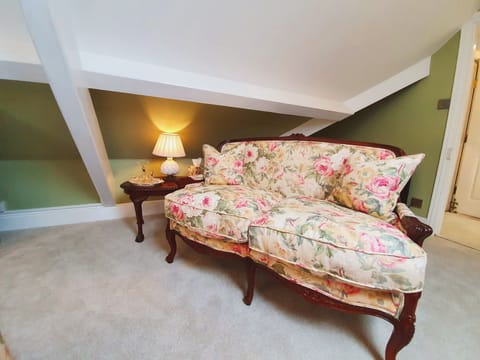 Luxury Double or Twin Room | Premium bedding, pillowtop beds, individually decorated