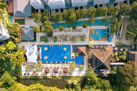 2 outdoor pools, cabanas (surcharge), pool umbrellas