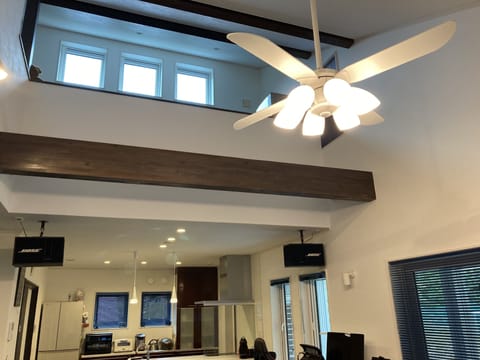 Chalet | Living area | 75-inch flat-screen TV with digital channels, TV, Netflix