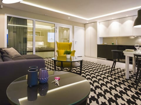 Apartment, 1 Bedroom, Non Smoking | Living area | Flat-screen TV