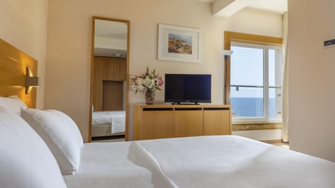 Superior connected family room, sea view, balcony | View from room