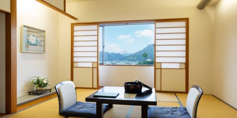 Japanese Style Room | In-room safe, WiFi (free)