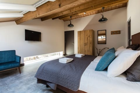 Minibar, desk, blackout drapes, iron/ironing board