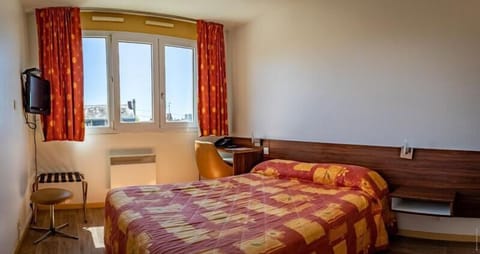 Double Room | Premium bedding, individually decorated, desk, free WiFi