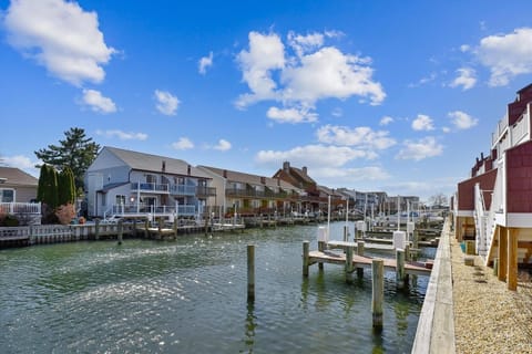 Townhome, 3 Bedrooms | Marina