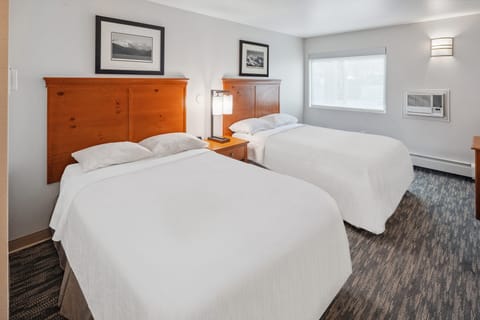 In-room safe, desk, iron/ironing board, free WiFi