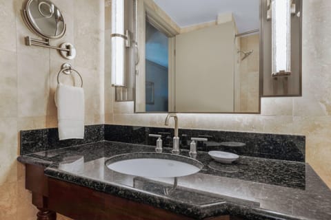 Resort View King Room | Premium bedding, in-room safe, desk, laptop workspace