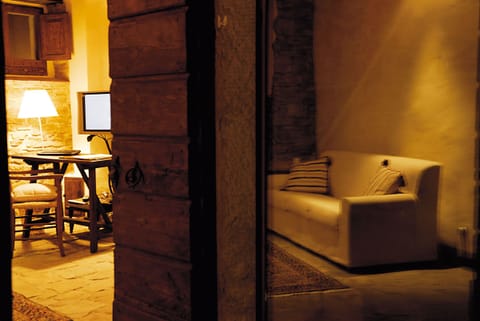 Junior Suite | Living area | Flat-screen TV