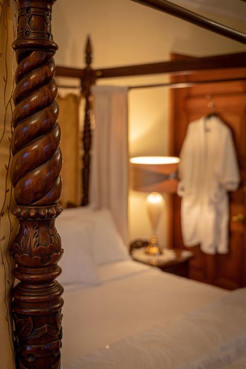 Individually decorated, iron/ironing board, cribs/infant beds