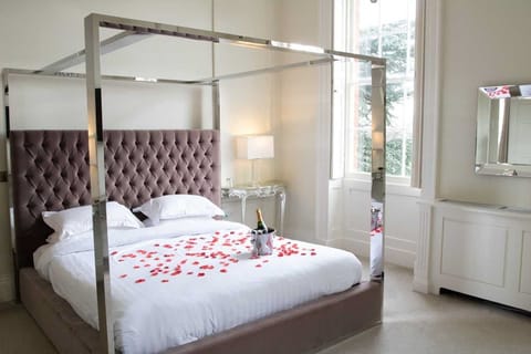 Room service - dining