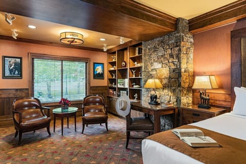 Egyptian cotton sheets, premium bedding, down comforters