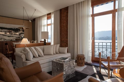 Eden Suite | Hypo-allergenic bedding, minibar, in-room safe, blackout drapes