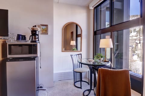 Room, 1 Bedroom | Living area | Flat-screen TV, DVD player