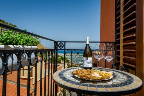 Deluxe Triple Room | Balcony view