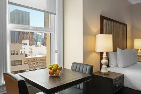 Standard Condo, 1 Bedroom | In-room dining
