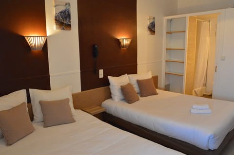 Family Room | Free WiFi, bed sheets