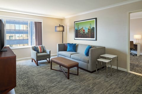 Executive Suite, 1 Bedroom | Egyptian cotton sheets, premium bedding, down comforters, pillowtop beds