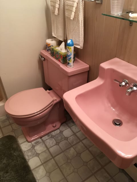 Double or Twin Room | Bathroom | Shower, free toiletries, towels