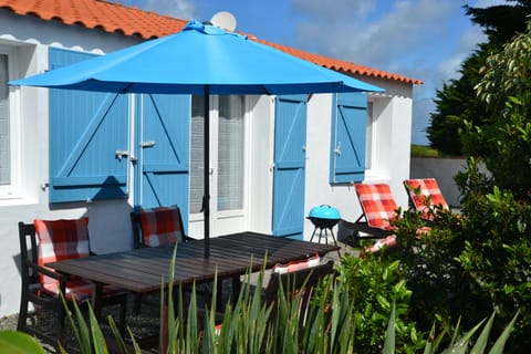 Family Cottage, 2 Bedrooms | Terrace/patio