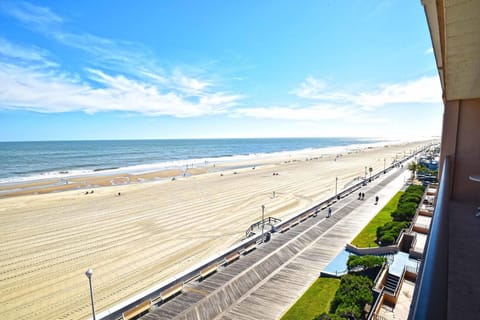 Condo, 2 Bedrooms | Beach
