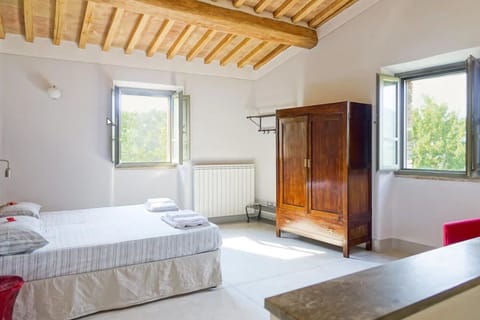 Apartment, 1 Bedroom | Premium bedding, down comforters, in-room safe, soundproofing