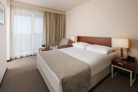 Superior Room, Balcony, Sea Facing | Desk, blackout drapes, free WiFi, bed sheets