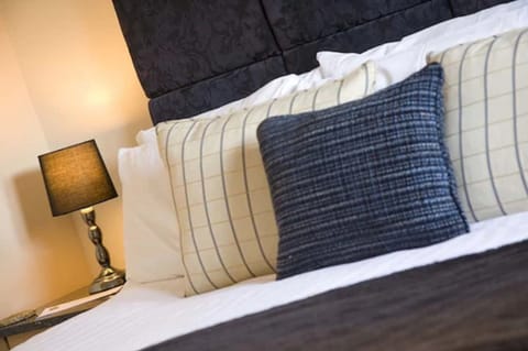 Superior Double or Twin Room, 1 Bedroom | Individually decorated, individually furnished, desk, iron/ironing board