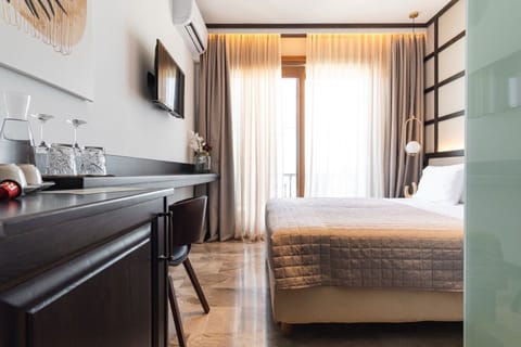 Deluxe Room, Sea View | Premium bedding, memory foam beds, minibar, individually decorated