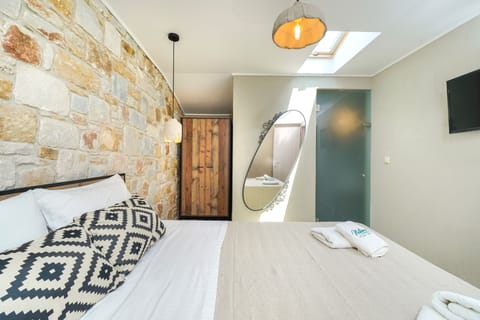 Deluxe Loft, 2 Bedrooms | Egyptian cotton sheets, premium bedding, Select Comfort beds