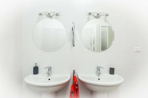 Free toiletries, hair dryer, bidet, towels