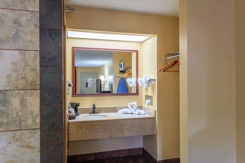 Premium bedding, pillowtop beds, desk, laptop workspace