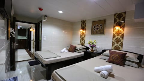 In-room safe, iron/ironing board, free WiFi, bed sheets