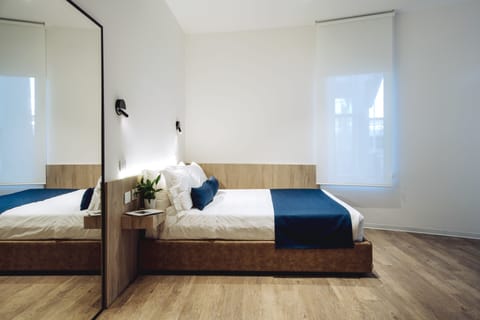 Minibar, in-room safe, desk, soundproofing