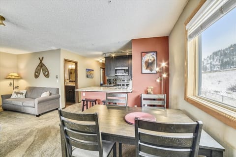 Condo, 2 Bedrooms | 2 bedrooms, free WiFi