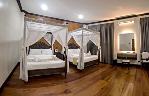 Ancestral Suite | In-room safe, desk, WiFi (free), bed sheets