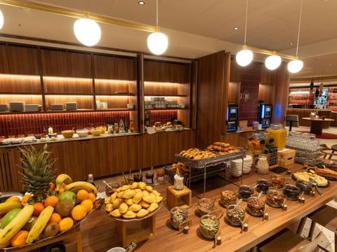 Daily buffet breakfast for a fee