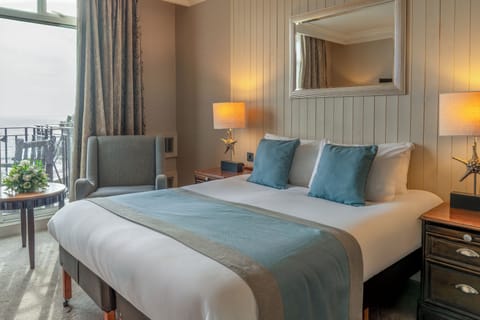 Standard One Double Bed Sea View | Desk, iron/ironing board, free WiFi, bed sheets