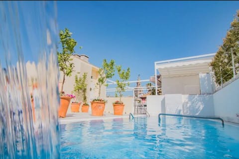 Outdoor pool, pool umbrellas